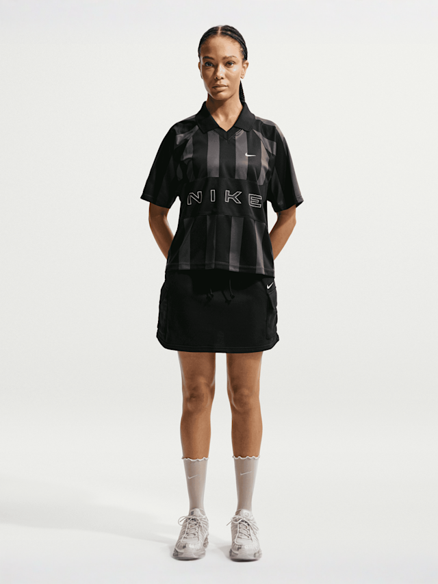 Nike  , Sportswear Oversized Jersey, black, Image 5 of 5