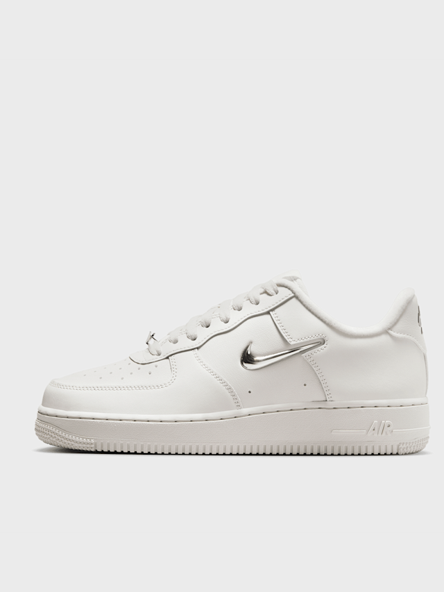 Nike  , Air Force 1 '07, beige, Image 1 of 8