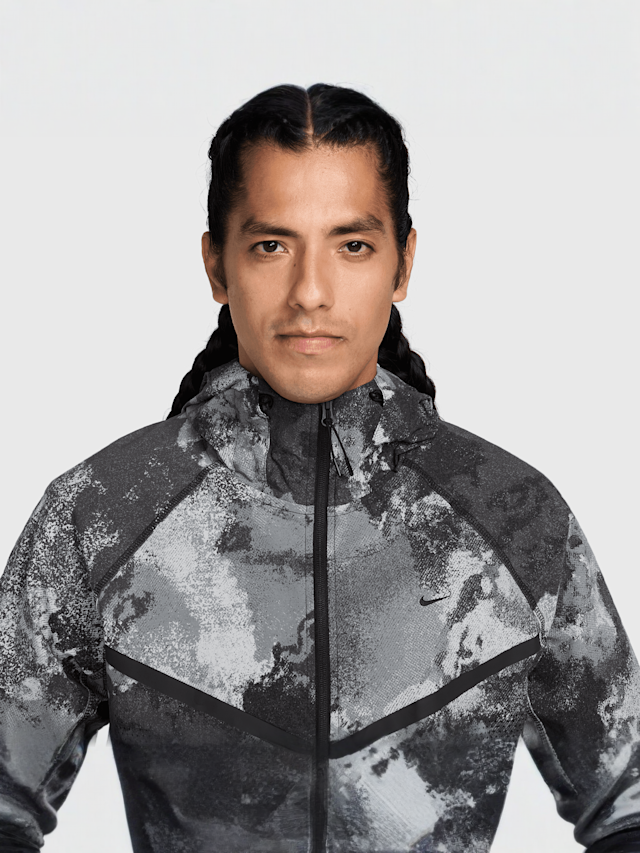 Nike  , Tech Windrunner Dri-FIT Woven Full-Zip Jacket, grey, Image 3 of 3