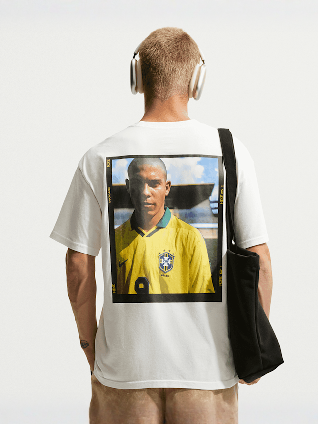 Nike  , Sportswear "R9" T-Shirt, beige, Image 1 of 4