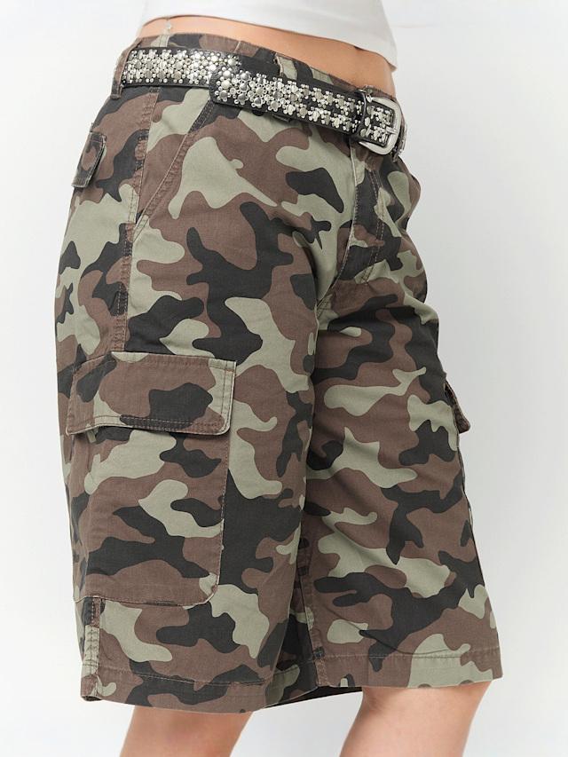 Karl Kani, Signature Camo Cargo Baggy Shorts, camouflage, Image 6 of 7