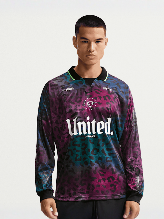 Nike  , Sportswear Family Lonsleeve Jersey, multi-colour, Image 1 of 6