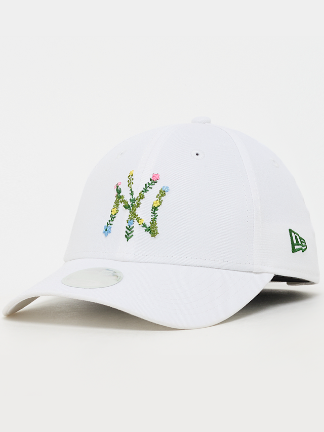 New Era, FEMALE 9FORTY Floral Infill New York Yankees, white, Image 1 of 4