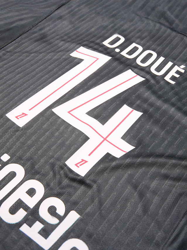 Jordan, D. Doué  / No. 14 / PSG Jordan Fourth Stadium 2025/26, szary, Obraz 5 z 6