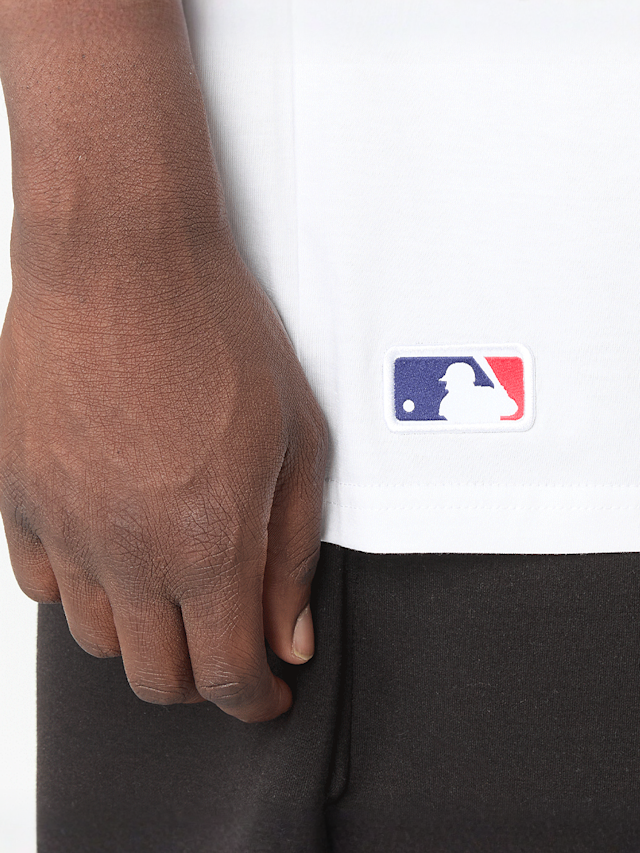 New Era, Oversized LA Dodgers MLB League Essential Tee, white, Image 5 of 5