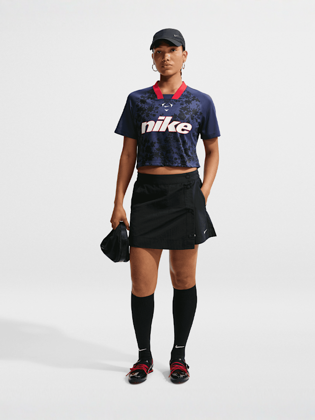 Nike  , Sportswear Trend Football Crop Top, blue, Image 5 of 5