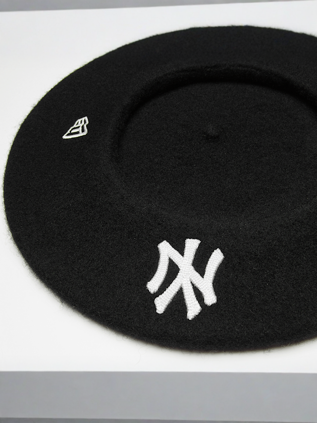 New Era, WMNS Wool Beret MLB New York Yankees, black, Image 3 of 5