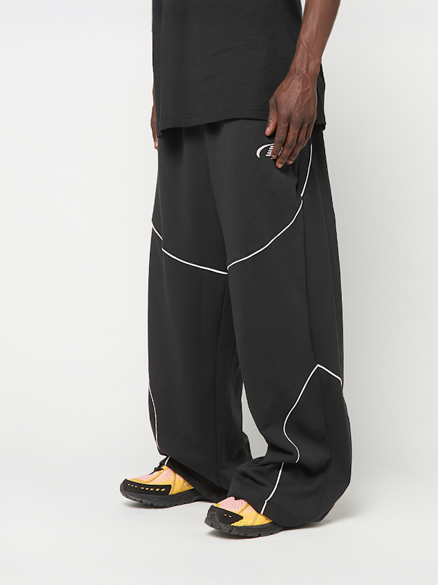 New Balance, Trackside French Terry Pant, black, Image 1 of 5