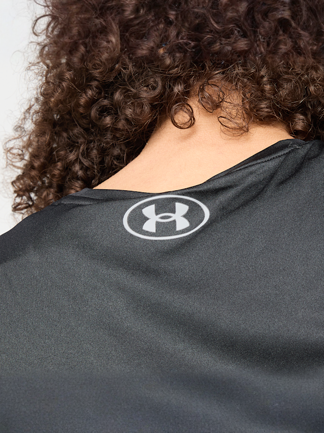 Under Armour, Tech Utility Short Sleeve, black, Image 6 of 7