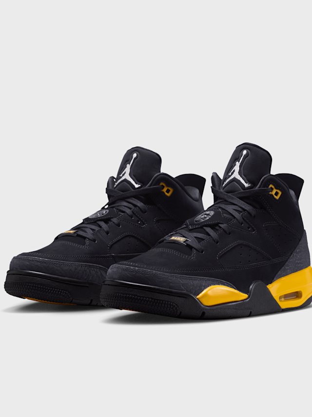 Jordan, Son of Mars Low, black, Image 3 of 9