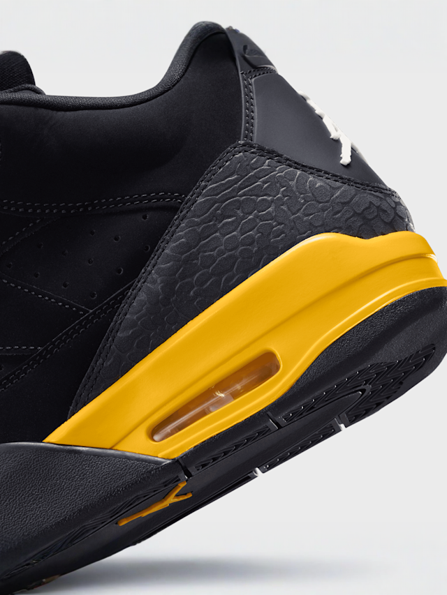 Jordan, Son of Mars Low, black, Image 8 of 9