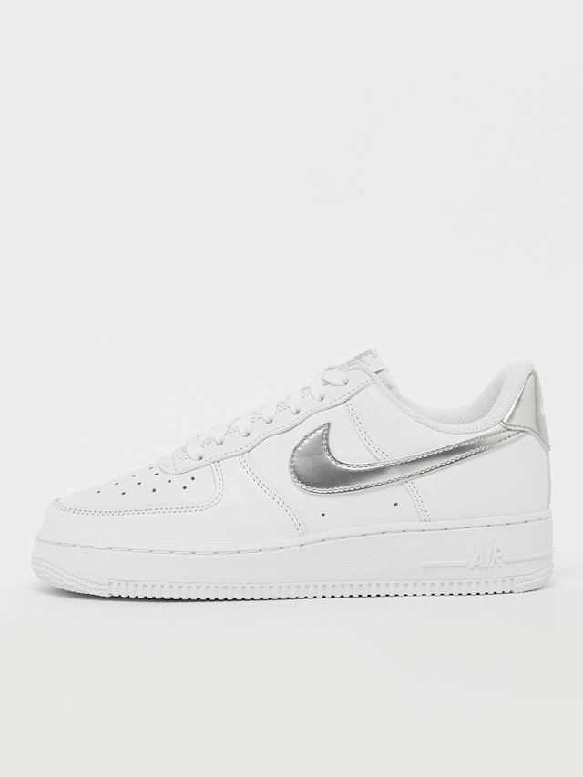 Nike  , WMNS Air Force 1 '07 SE, white, Image 1 of 7