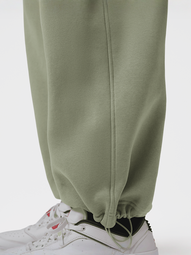 Jordan, Brooklyn Oversized Fleece Cargo Pants, green, Image 5 of 7
