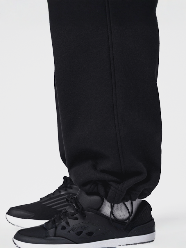 Jordan, Brooklyn Statement Fleece Open-Hem Pants, black, Image 5 of 6