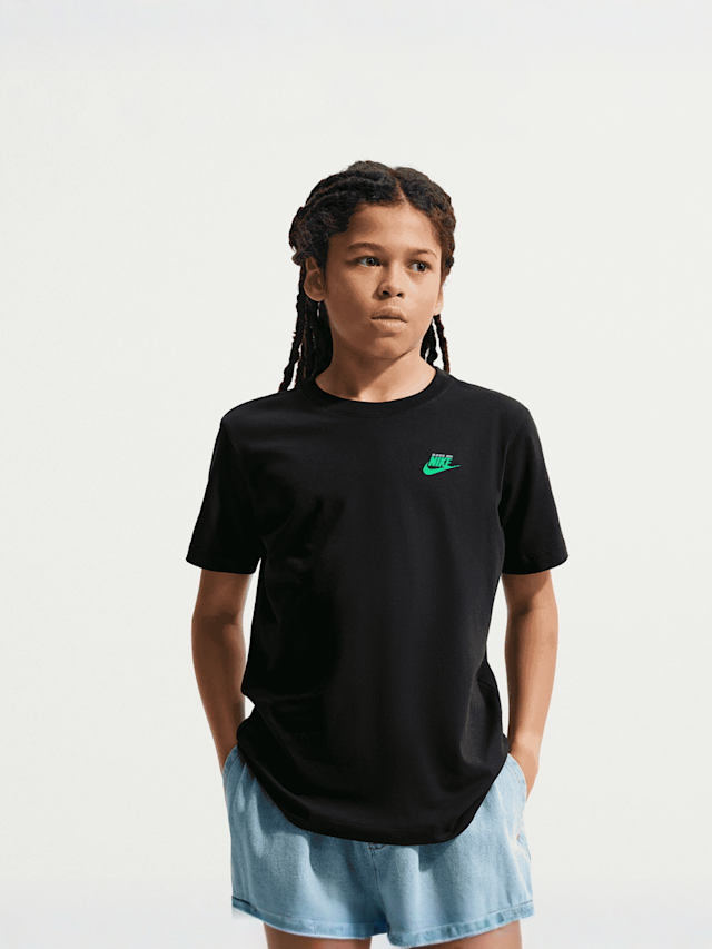 Nike  , Sportswear T-Shirt, black, Image 2 of 4