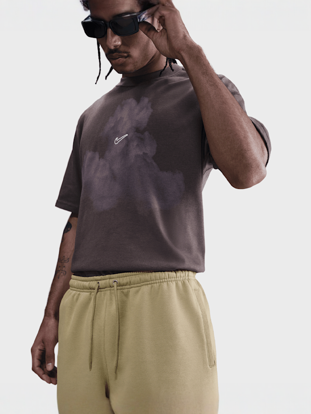 Nike  , Club Graphic Short, beige, Image 3 of 5