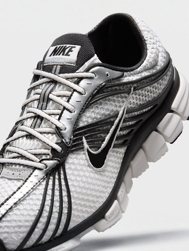 Nike  , Zoom Skylon 11, black, Image 7 of 8