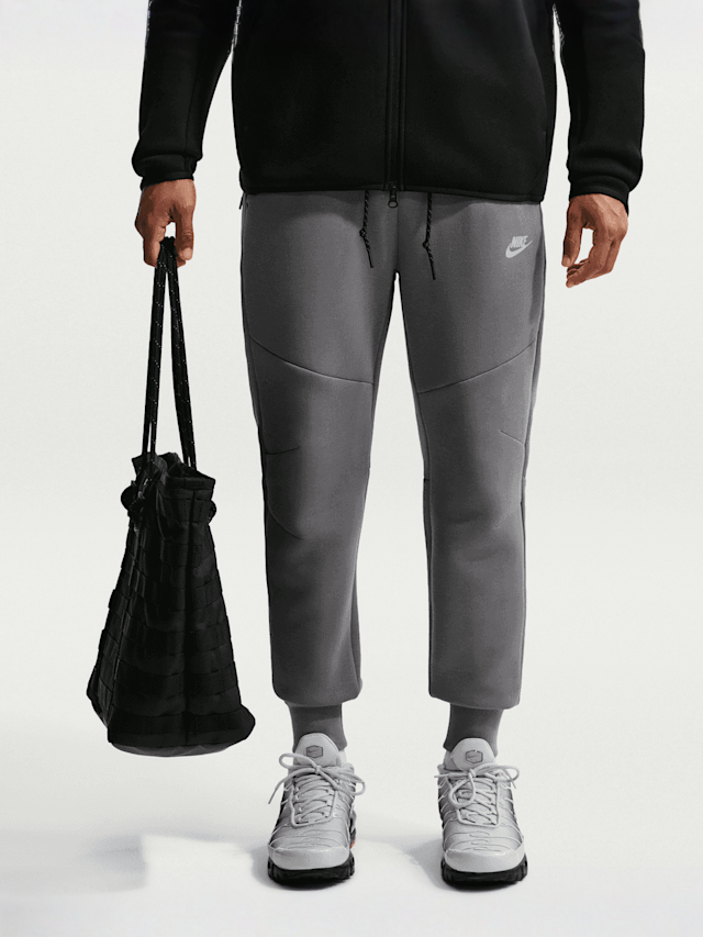 Nike  , Tech Fleece Joggers, grey, Image 1 of 4