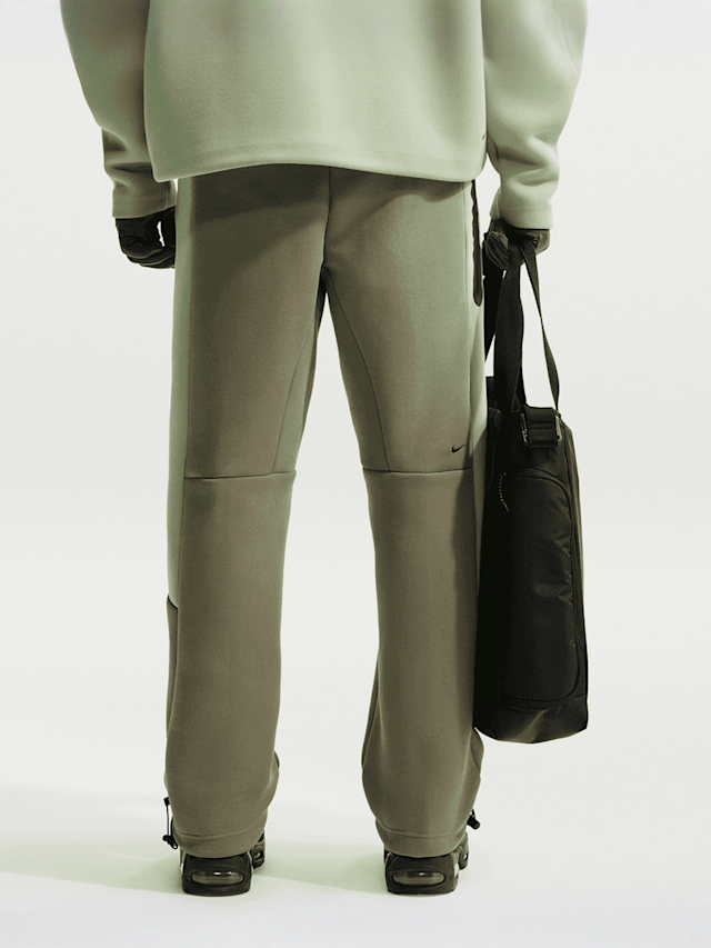Nike  , Tech Fleece Pro Club Open Hem Pant, green, Image 2 of 7