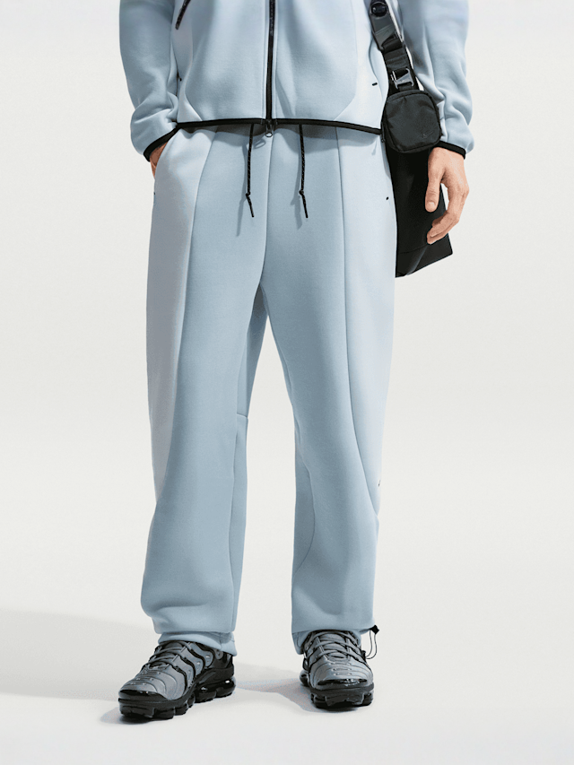 Nike  , Tech Color-Block Open-Hem Fleece Pants, blue, Image 1 of 5