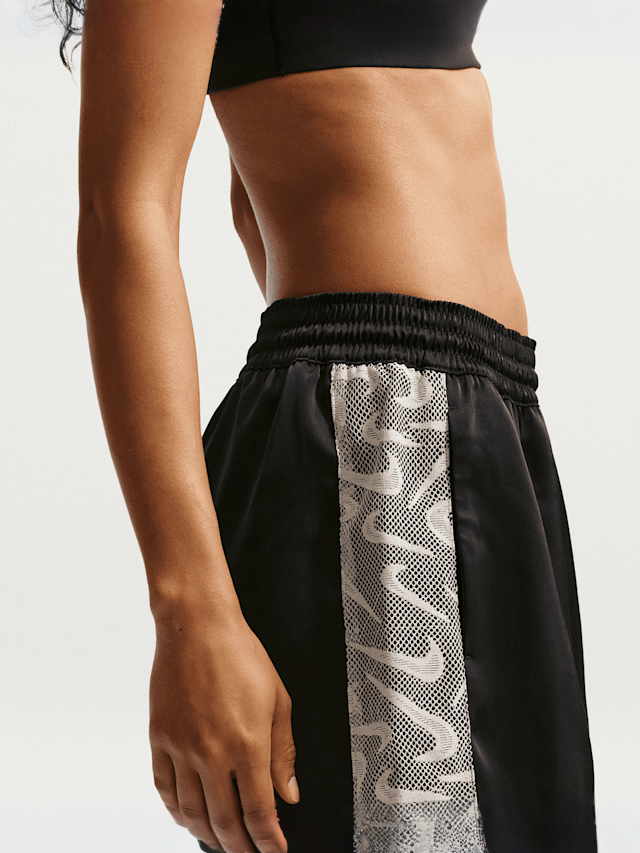 Nike  , Chill Woven Lace Short, black, Image 4 of 5
