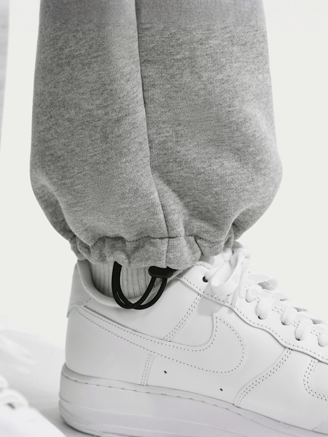 Nike  , Solo Swoosh Bungee Pants, grey, Image 4 of 4