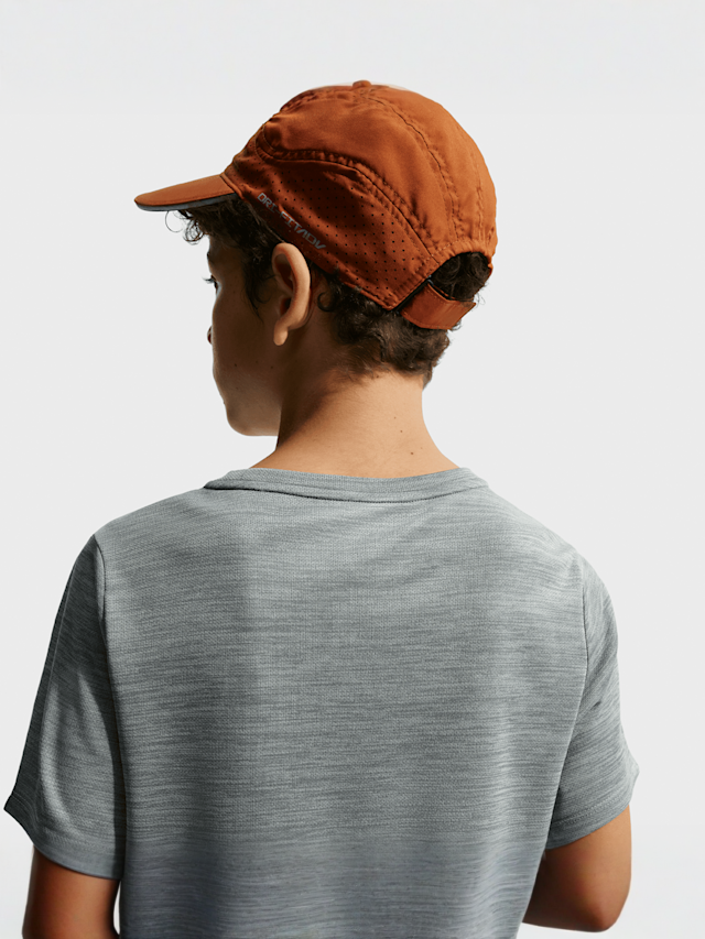 Nike  , Miler Dri-FIT Short-Sleeve Top, grey, Image 4 of 5