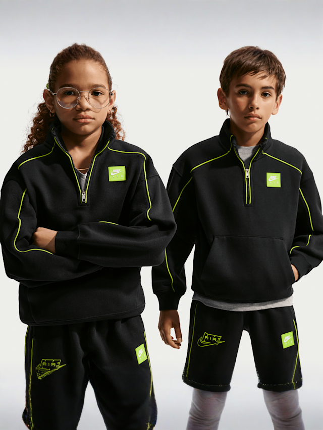 Nike  , Air Quarter-Zip Top, black, Image 1 of 4