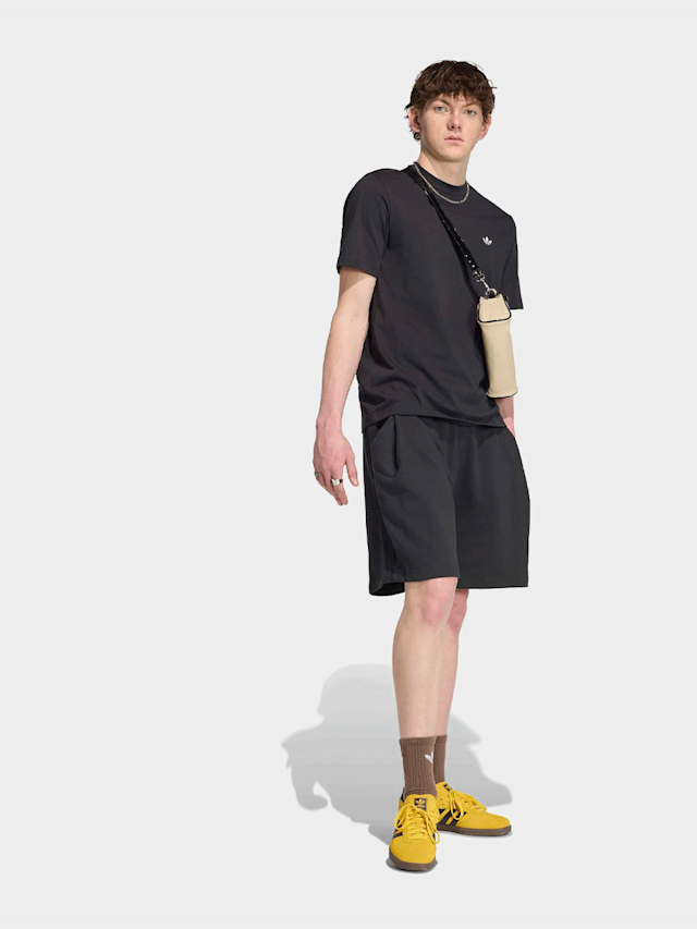 adidas Originals, Essential Regular Tee, black, Image 4 of 4