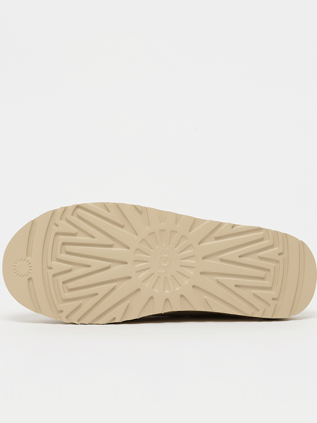 UGG, Classic Slip On, brown, Image 4 of 7