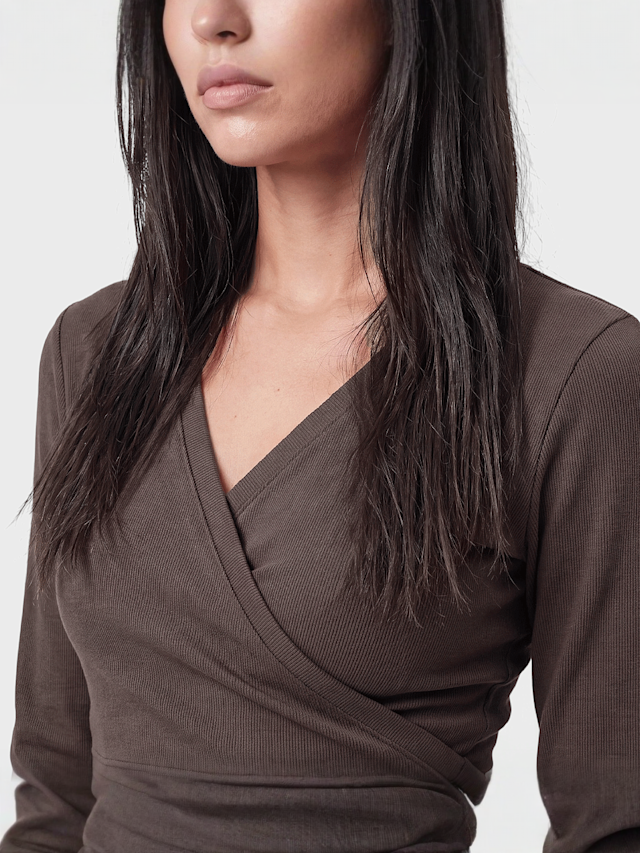 aim'n, Shape Seamless Wrap Long Sleeve, brown, Image 3 of 4