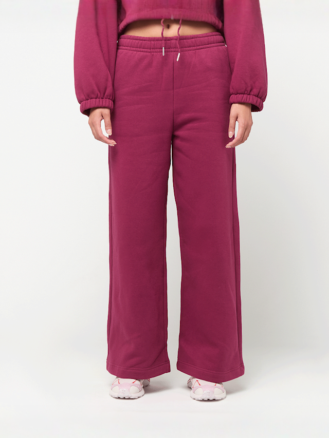 Urban Classics, Ladies Fluffy Wideleg Trackpants, red, Image 1 of 4