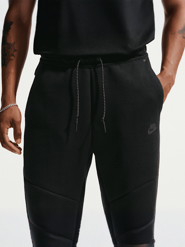 Nike  , Tech Open-Hem Fleece Pants, black, Image 3 of 5