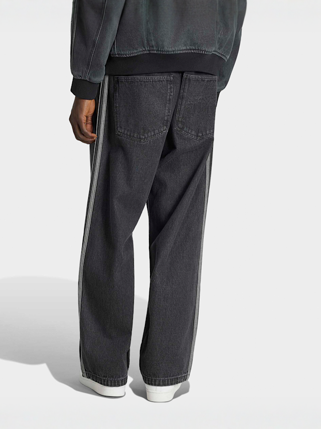 adidas Originals, Superstar Denim Jeans Mid-Rise Straight Leg, black, Image 2 of 5