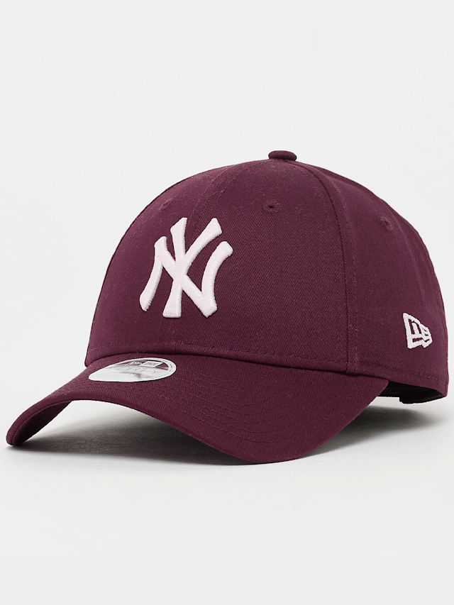 New Era, Female Metallic Logo 9Forty New York Yankees, red, Image 1 of 5