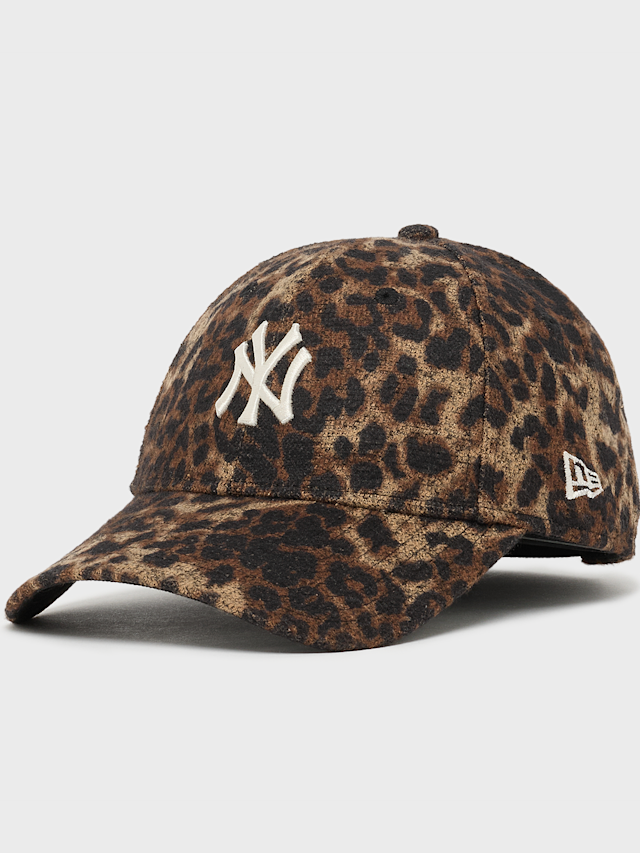 New Era, Female Cosy Leopard 9Forty New York, multi-colour, Image 1 of 4