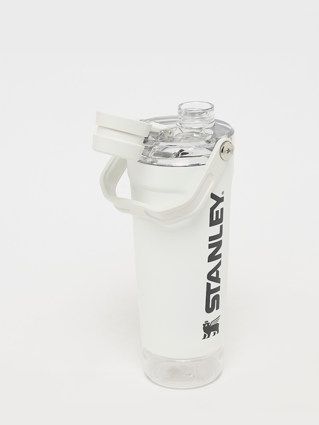 Stanley, The Vitalize™ Shaker Bottle | 0,6L, white, Image 2 of 3