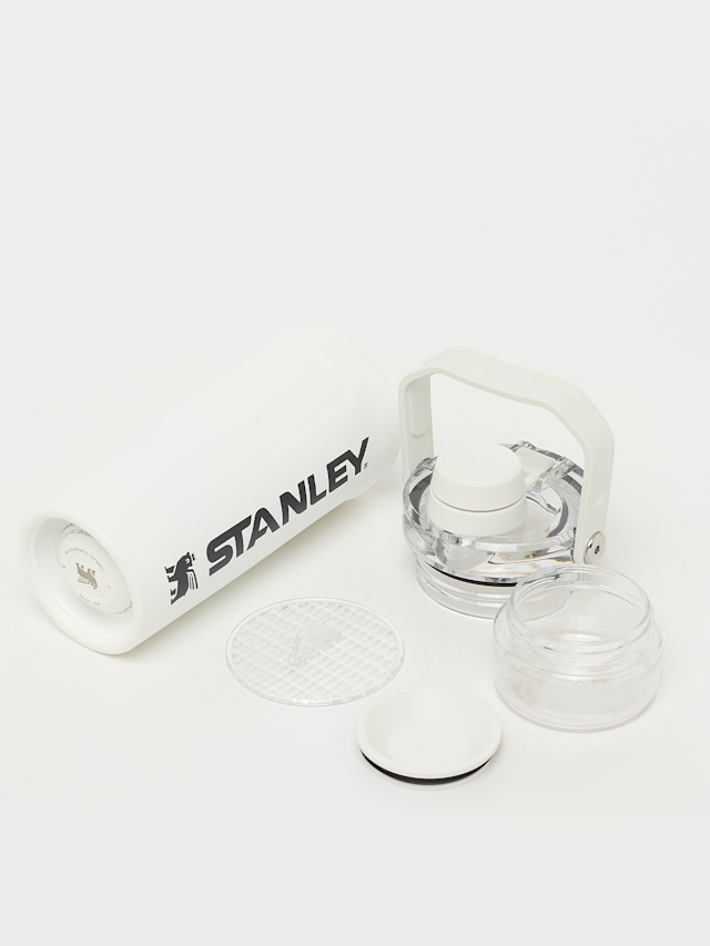 Stanley, The Vitalize™ Shaker Bottle | 0,6L, white, Image 3 of 3