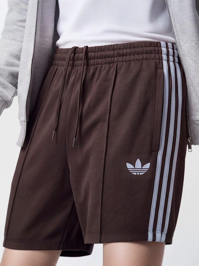 adidas Originals, Firebird Adicolor Baggy Fit Trackpants, brown, Image 3 of 4