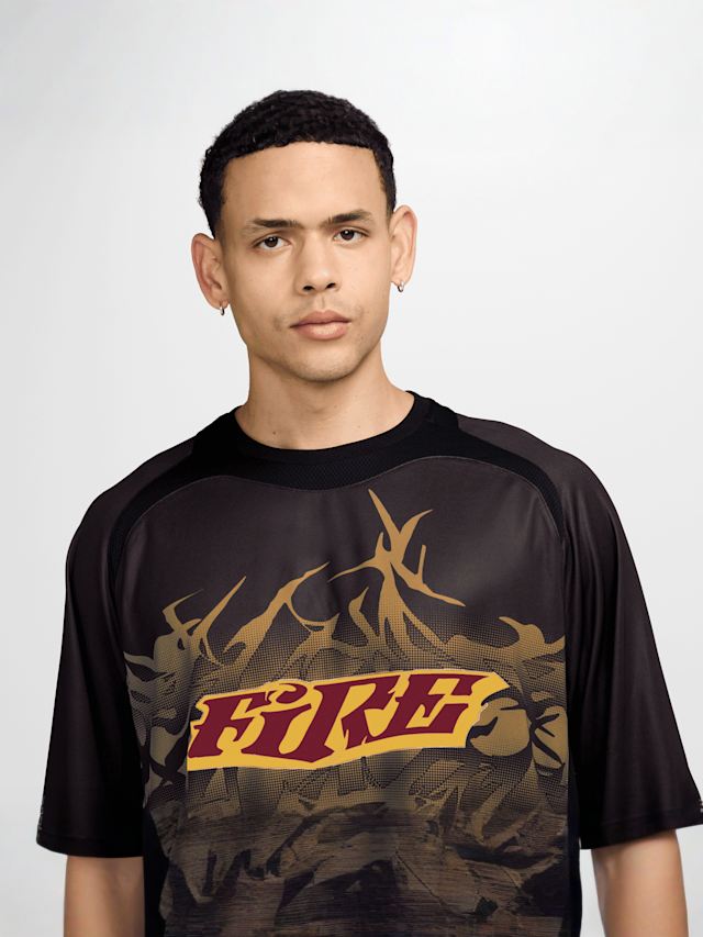 Nike, YMH Longsleeve Football Jersey, black, Image 3 of 3