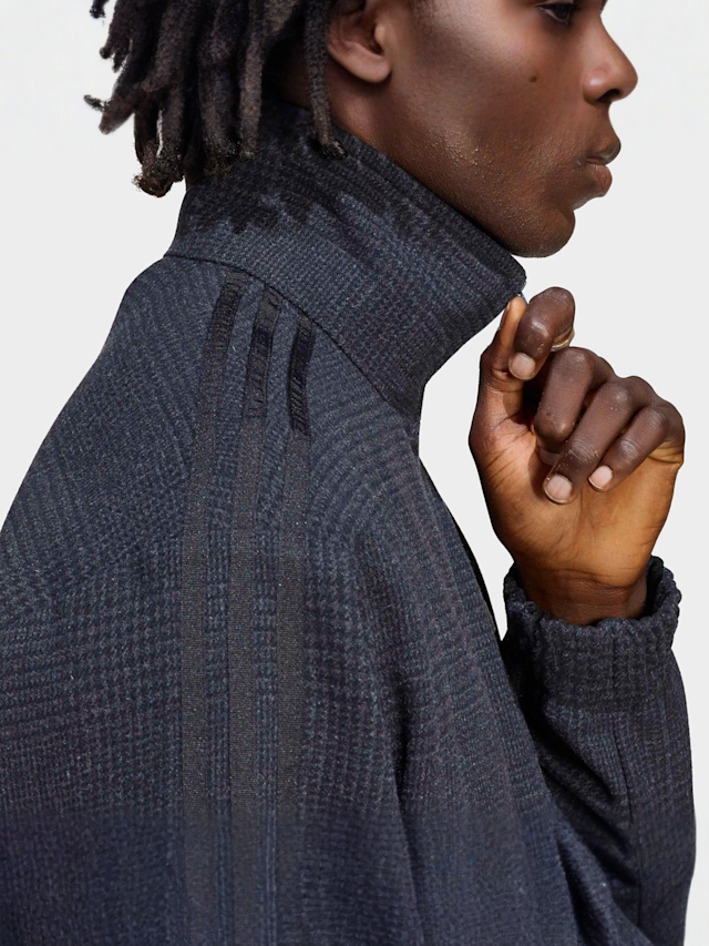 adidas Originals, Winter Club Jacket, black, Image 4 of 5
