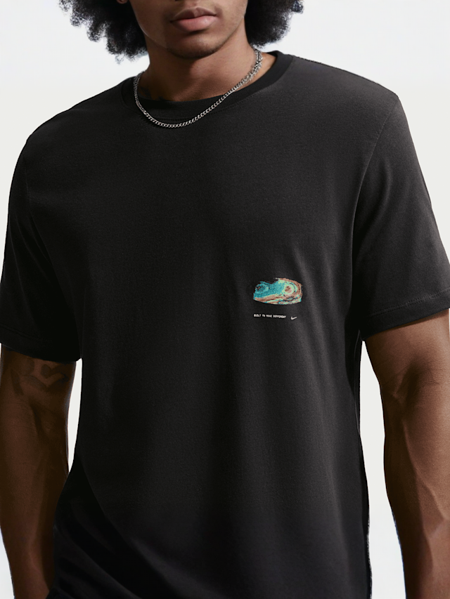 Nike  , Sportswear Studio Globe Tee, black, Image 4 of 6