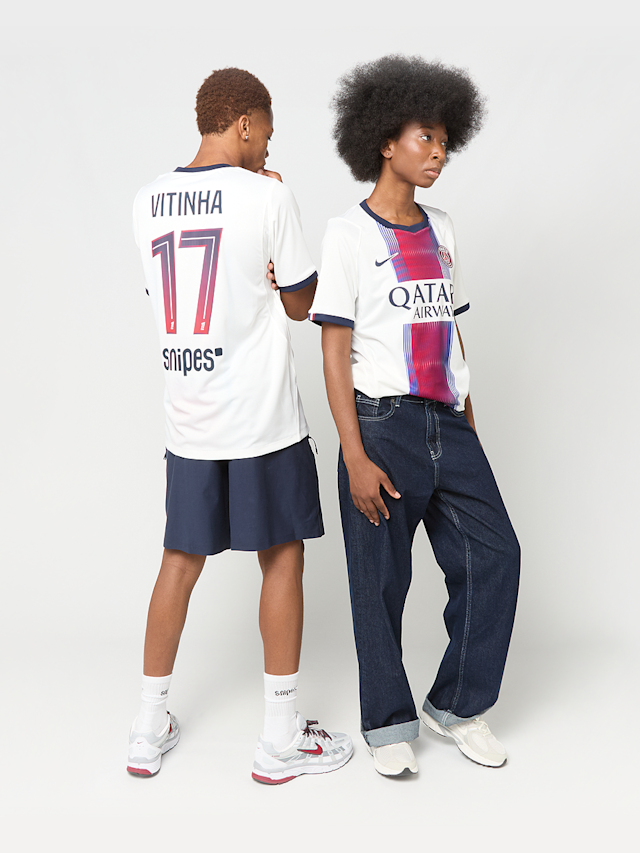 Nike  , Vitinha / No. 17 / PSG Nike Away Stadium 2026/27, white, Image 7 of 7