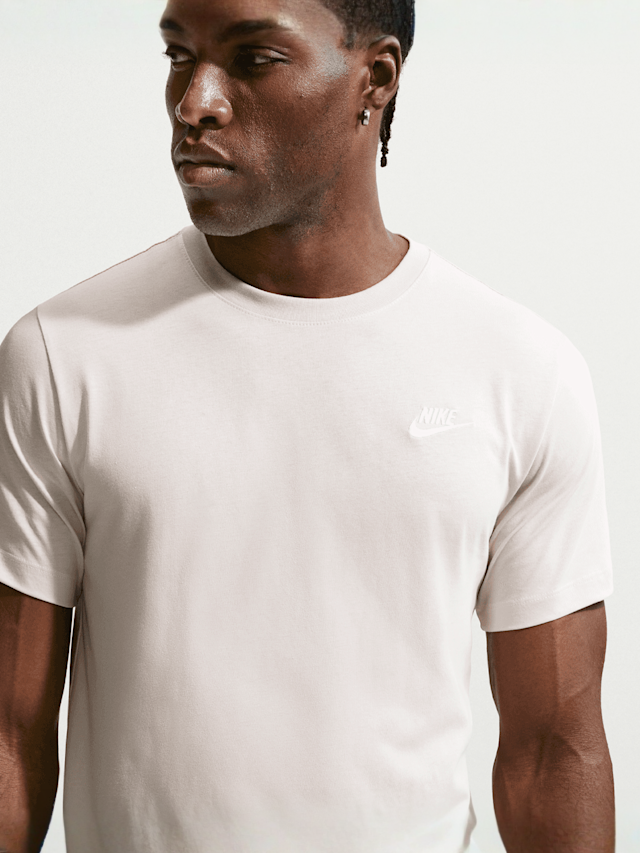 Nike  , Sportswear Club Tee, beige, Image 3 of 5