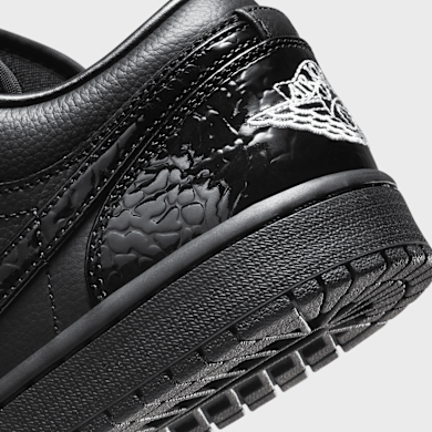 Kup Jordan WMNS Air Jordan 1 Low SE czarny | SNIPES
