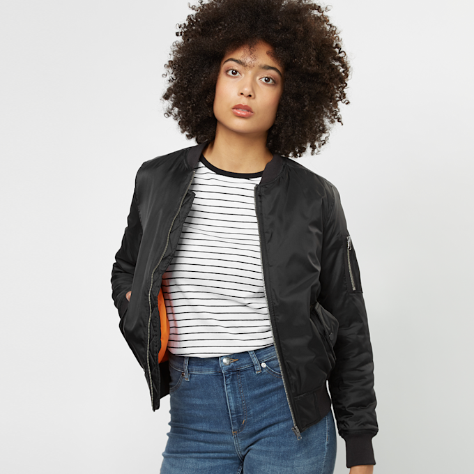 Urban Classics Basic Bomber noir 47547 1