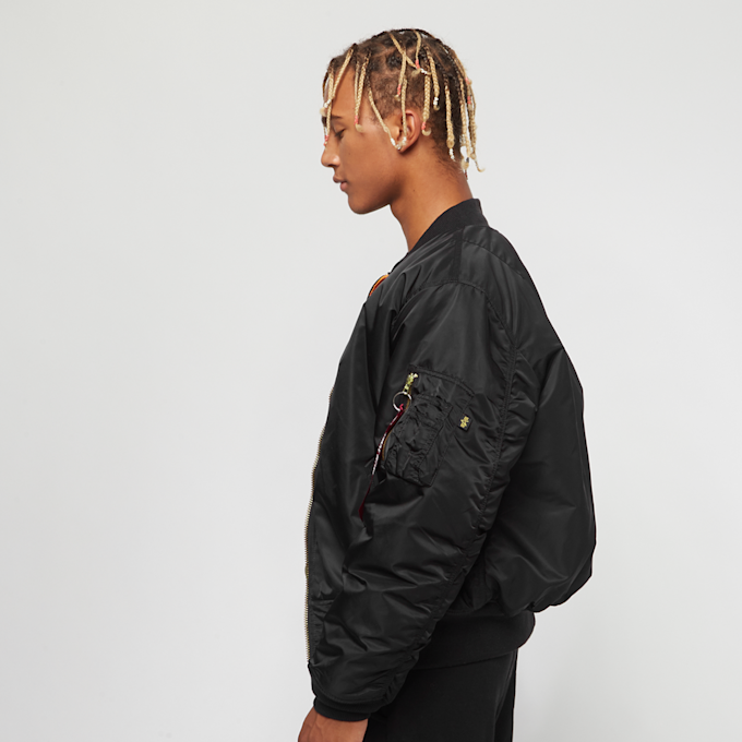 Alpha Industries MA-1 preto 1834 3