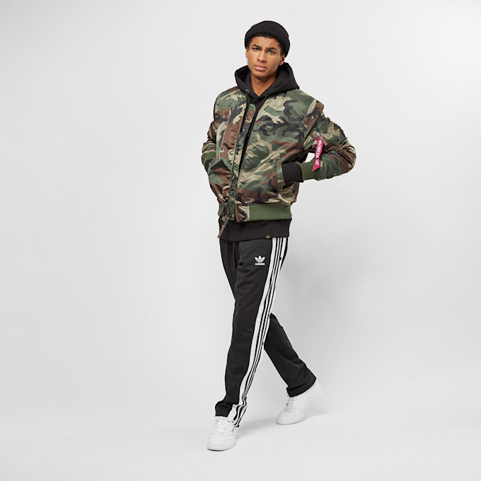 Alpha Industries Back Print negro 1939 4