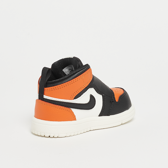 Nike Sky Jordan 1 (TD) black/black/starfish/sail pomarańczowy 49589 3