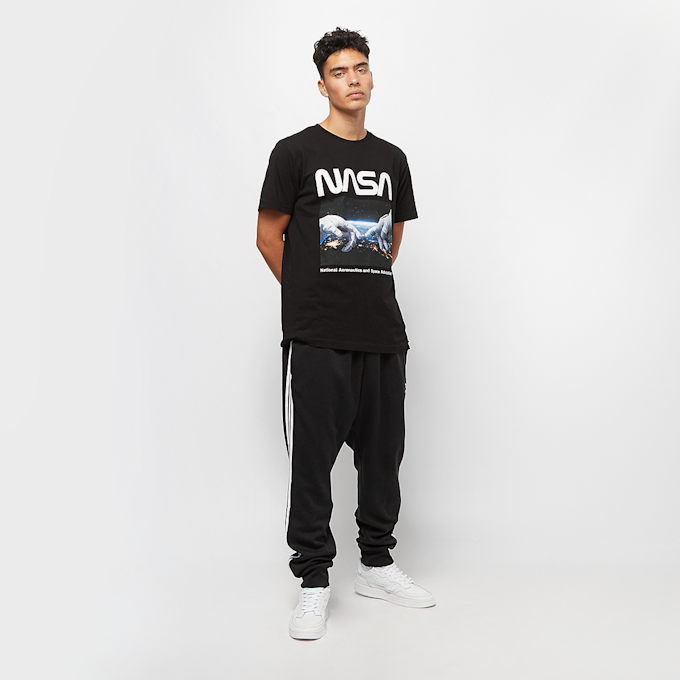 Mister Tee Astronaut Hands Tee czarny 47467 4